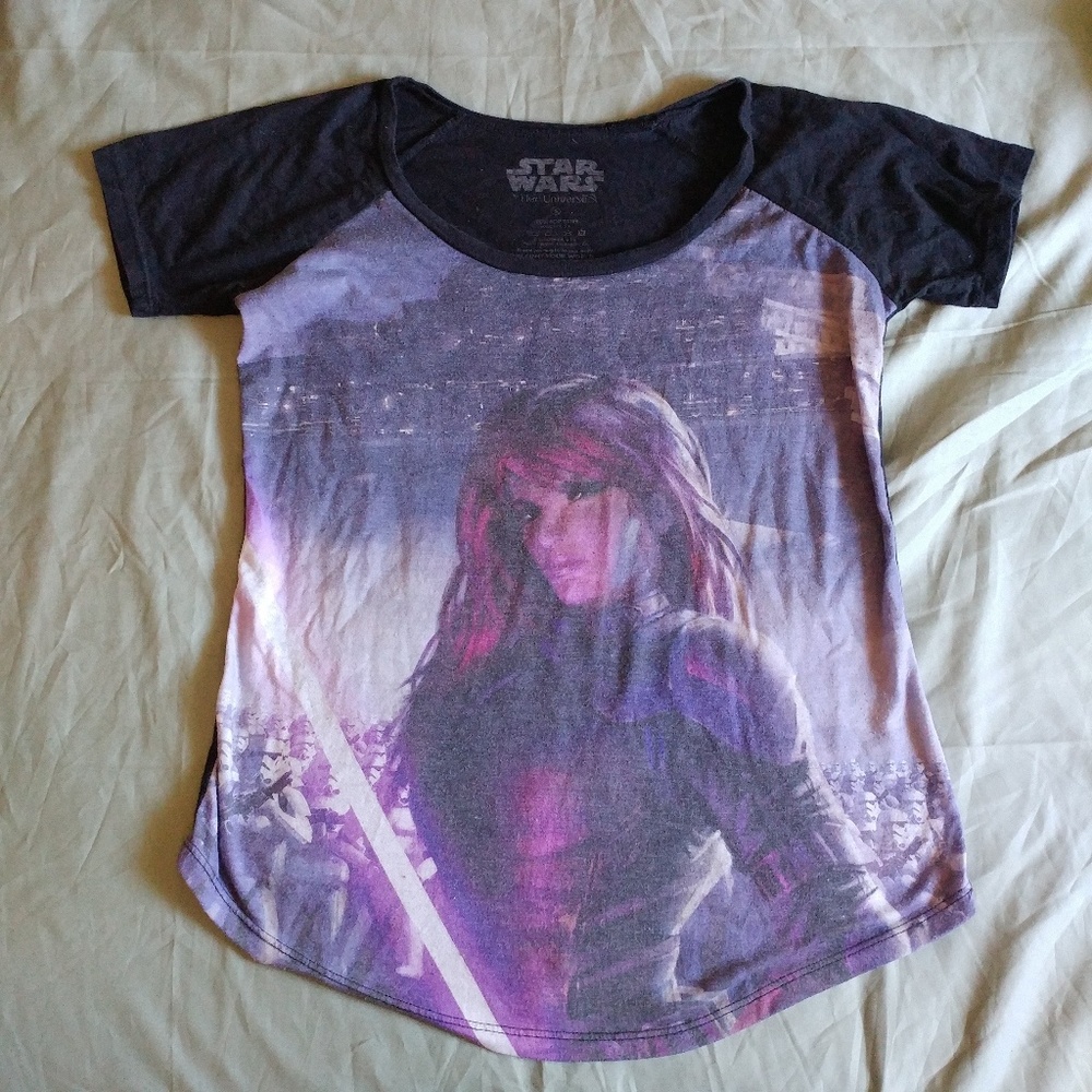 Her Universe Mara Jade shirt